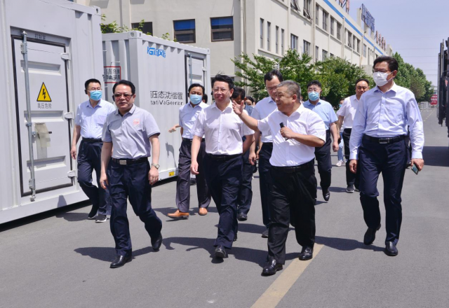 市人大常委会委员张弢带队到AK集团官网(中国)官方网站公司专题调研