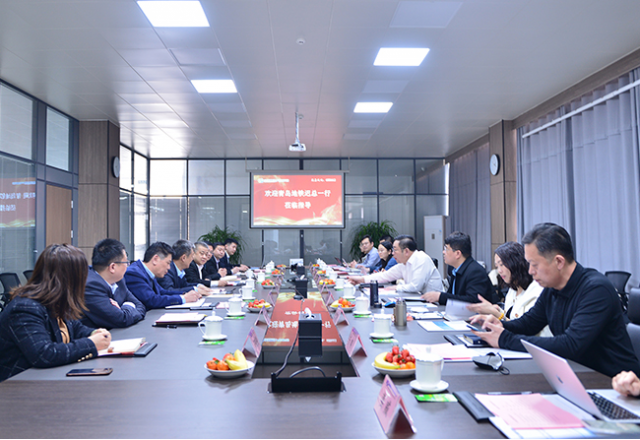 青岛青铁产投公司迟董事长一行莅临AK集团官网(中国)官方网站调研