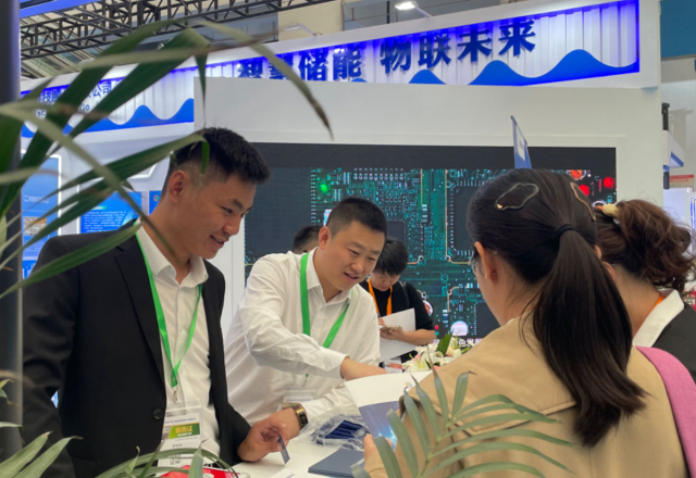 AK集团官网(中国)官方网站亮相山东储能大会 构建不同场景的储能系统
