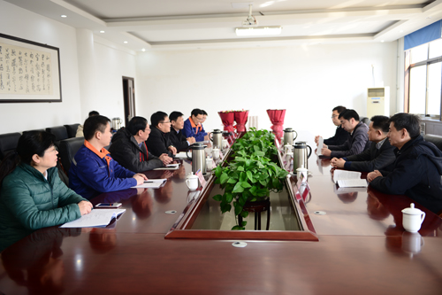 汶上县委领导到AK集团官网(中国)官方网站慰问济宁市有突出贡献中青年专家